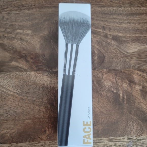 Japonesque Brush Makeup Cosmetic Professional Lux Powder - Picture 4 of 5